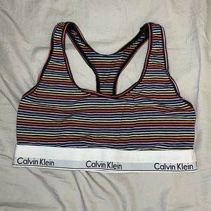 ✨*Free w/ purchase* Calvin Klein Sports Bra